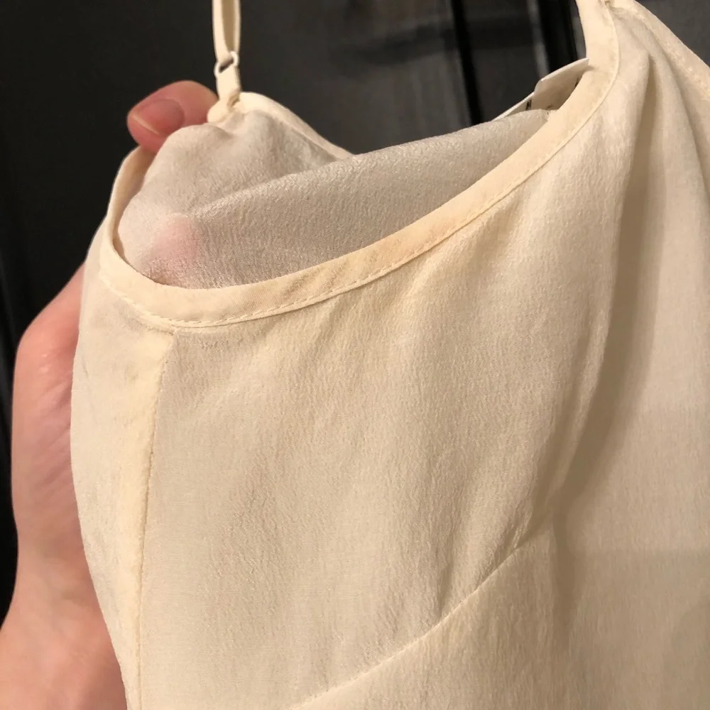 SOLD -Wilfred 100% Silk Top - Picture 5 of 10